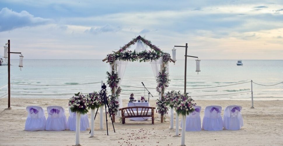 beautiful-wedding-set-up-beach_247622-1358-transformed